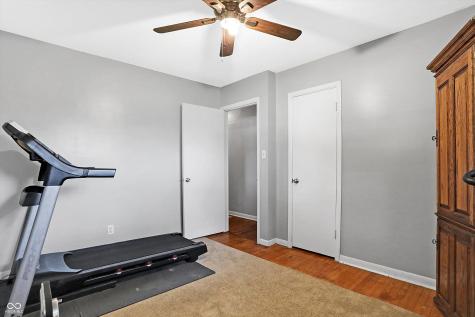 8046 Meadow Lane Indianapolis IN 46227