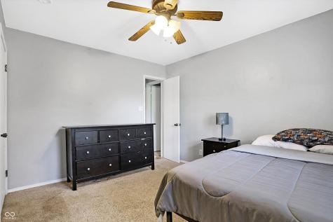 8046 Meadow Lane Indianapolis IN 46227