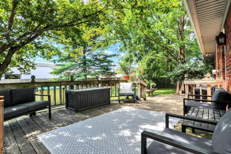8046 Meadow Lane Indianapolis IN 46227