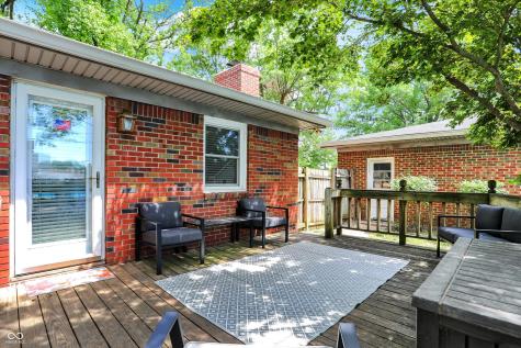 8046 Meadow Lane Indianapolis IN 46227