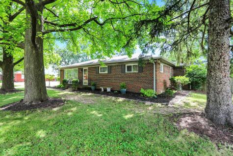 8046 Meadow Lane Indianapolis IN 46227