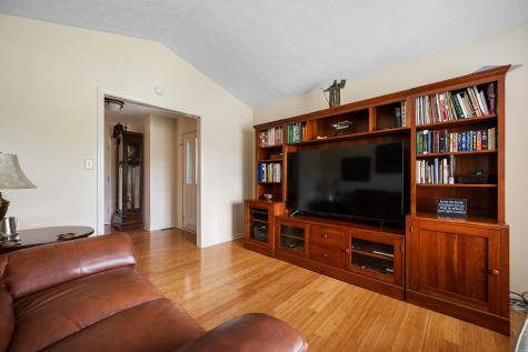 7066 Steinmeier Drive W Indianapolis IN 46220