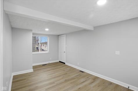9010 E Raymond Street Indianapolis IN 46239
