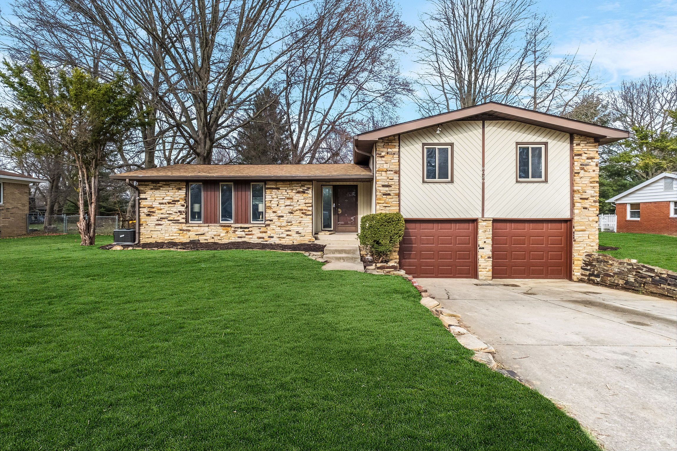 8029 Hoover Lane Indianapolis IN 46260
