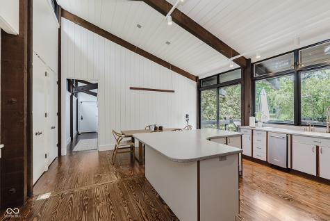 1616 W 116th Street Carmel IN 46032