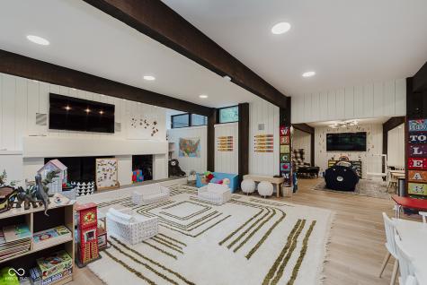 1616 W 116th Street Carmel IN 46032