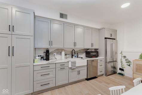 1616 W 116th Street Carmel IN 46032
