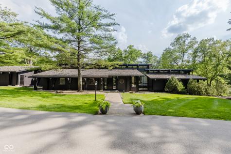 1616 W 116th Street Carmel IN 46032