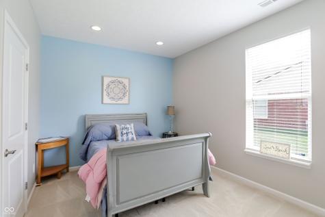 4980 Ozark Lane Indianapolis IN 46239