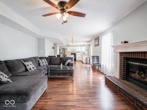 7611 Penguin Circle Indianapolis IN 46239