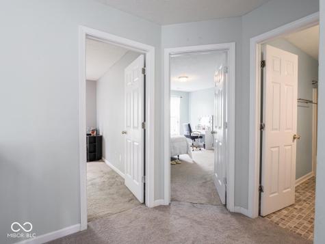 7611 Penguin Circle Indianapolis IN 46239