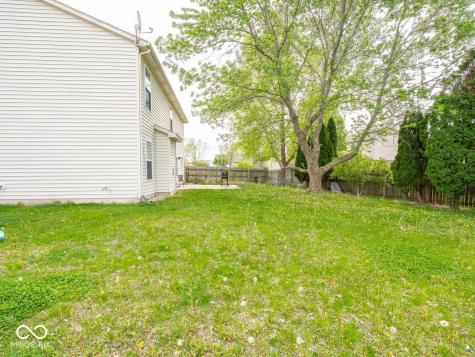 7611 Penguin Circle Indianapolis IN 46239