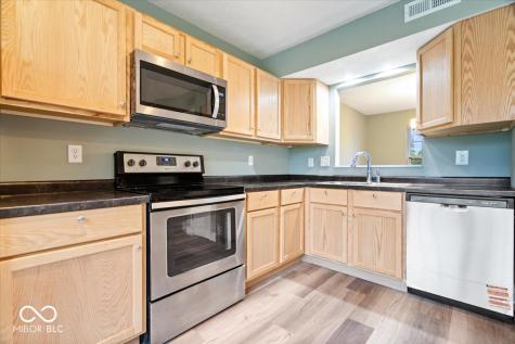 7656 Camberwood Drive Indianapolis IN 46268