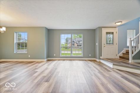 7656 Camberwood Drive Indianapolis IN 46268