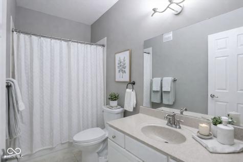 1626 Lacebark Drive Greenwood IN 46143
