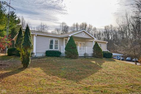 5824 S Poplar Grove Road Columbus IN 47201
