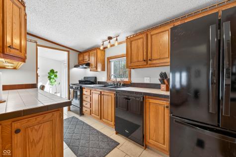 5824 S Poplar Grove Road Columbus IN 47201