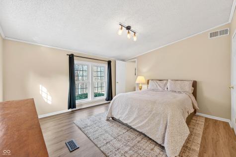 5824 S Poplar Grove Road Columbus IN 47201