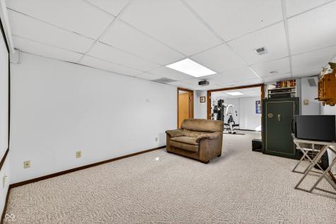 5824 S Poplar Grove Road Columbus IN 47201