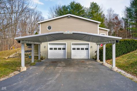 5824 S Poplar Grove Road Columbus IN 47201