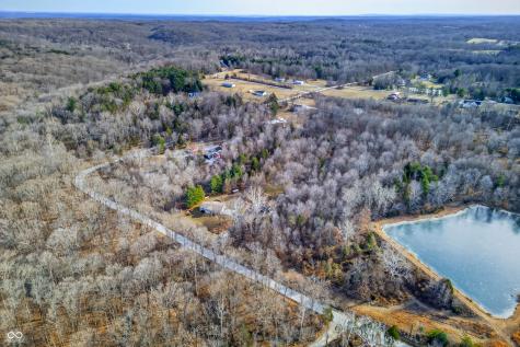 5824 S Poplar Grove Road Columbus IN 47201