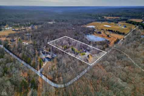 5824 S Poplar Grove Road Columbus IN 47201