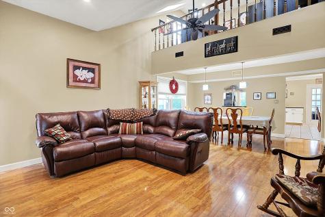 4521 Tarragon Drive Indianapolis IN 46237