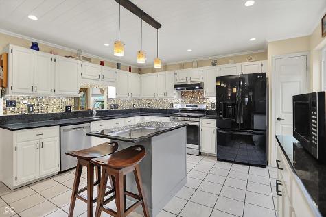 4521 Tarragon Drive Indianapolis IN 46237
