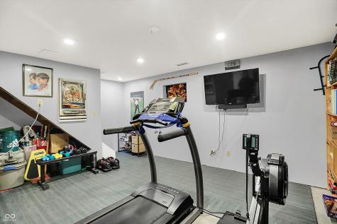 4521 Tarragon Drive Indianapolis IN 46237