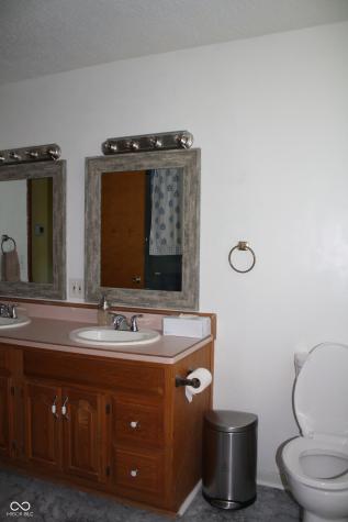8221 S Delaware Street Indianapolis IN 46227