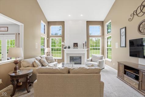 9449 Shadow Rock Circle Zionsville IN 46077