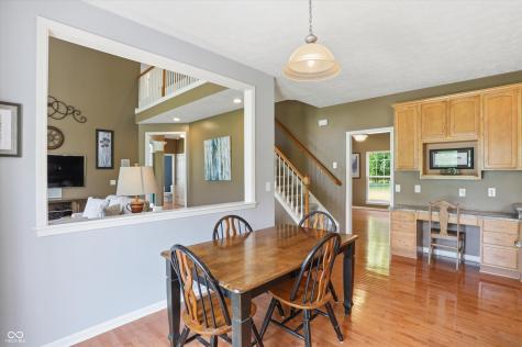 9449 Shadow Rock Circle Zionsville IN 46077