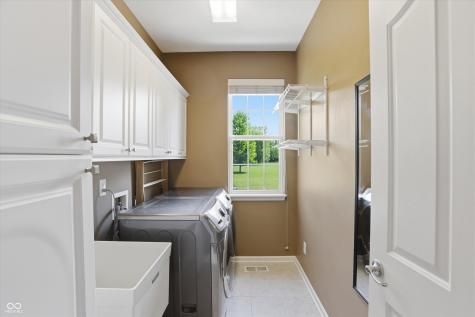 9449 Shadow Rock Circle Zionsville IN 46077