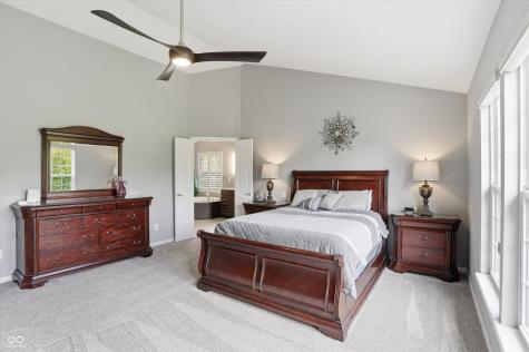 9449 Shadow Rock Circle Zionsville IN 46077