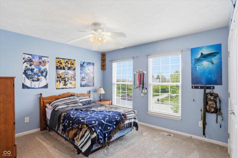 9449 Shadow Rock Circle Zionsville IN 46077