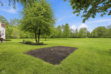 9449 Shadow Rock Circle Zionsville IN 46077