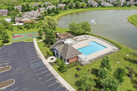 9449 Shadow Rock Circle Zionsville IN 46077