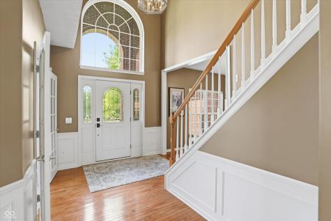 9449 Shadow Rock Circle Zionsville IN 46077