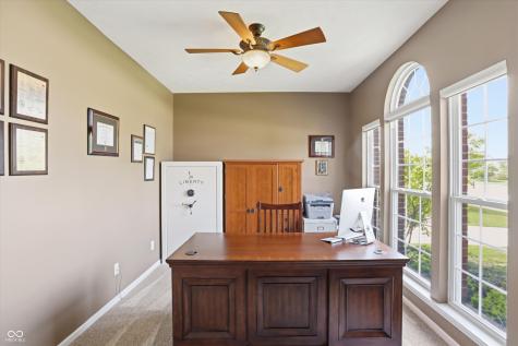 9449 Shadow Rock Circle Zionsville IN 46077