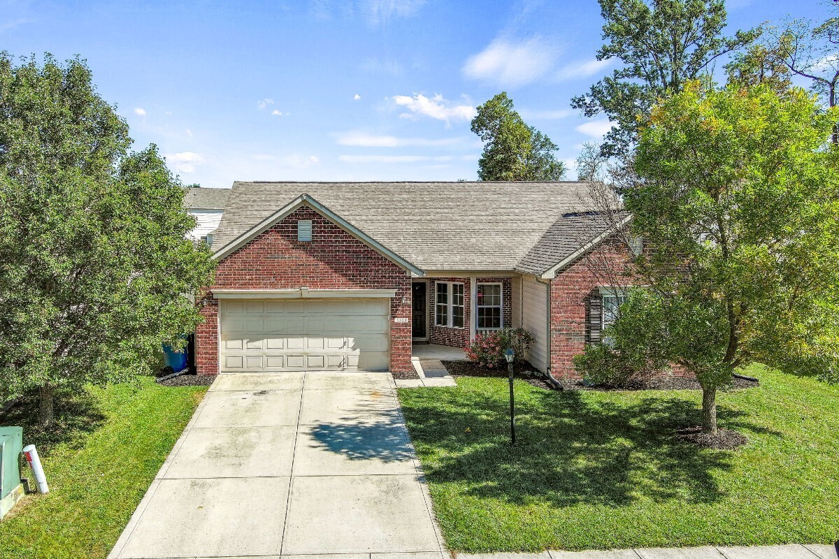 5323 Brassie Drive Indianapolis IN 46235