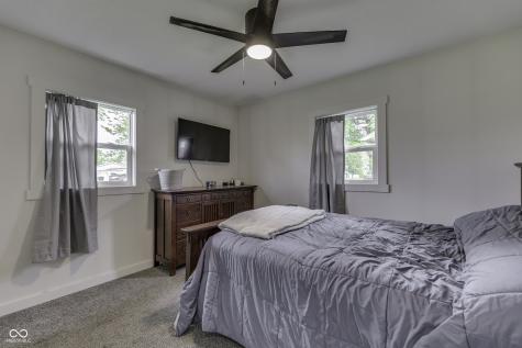 419 Hollybrook Drive New Whiteland IN 46184