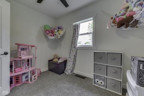 419 Hollybrook Drive New Whiteland IN 46184