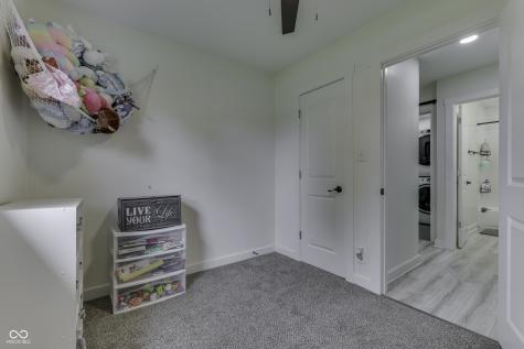 419 Hollybrook Drive New Whiteland IN 46184