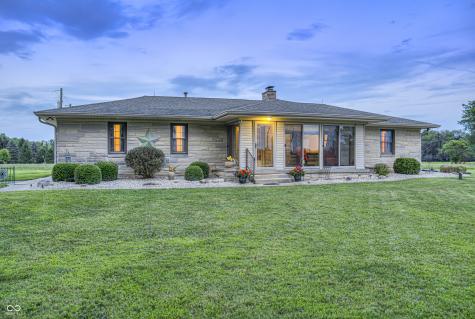 417 N 300 W Greenfield IN 46140
