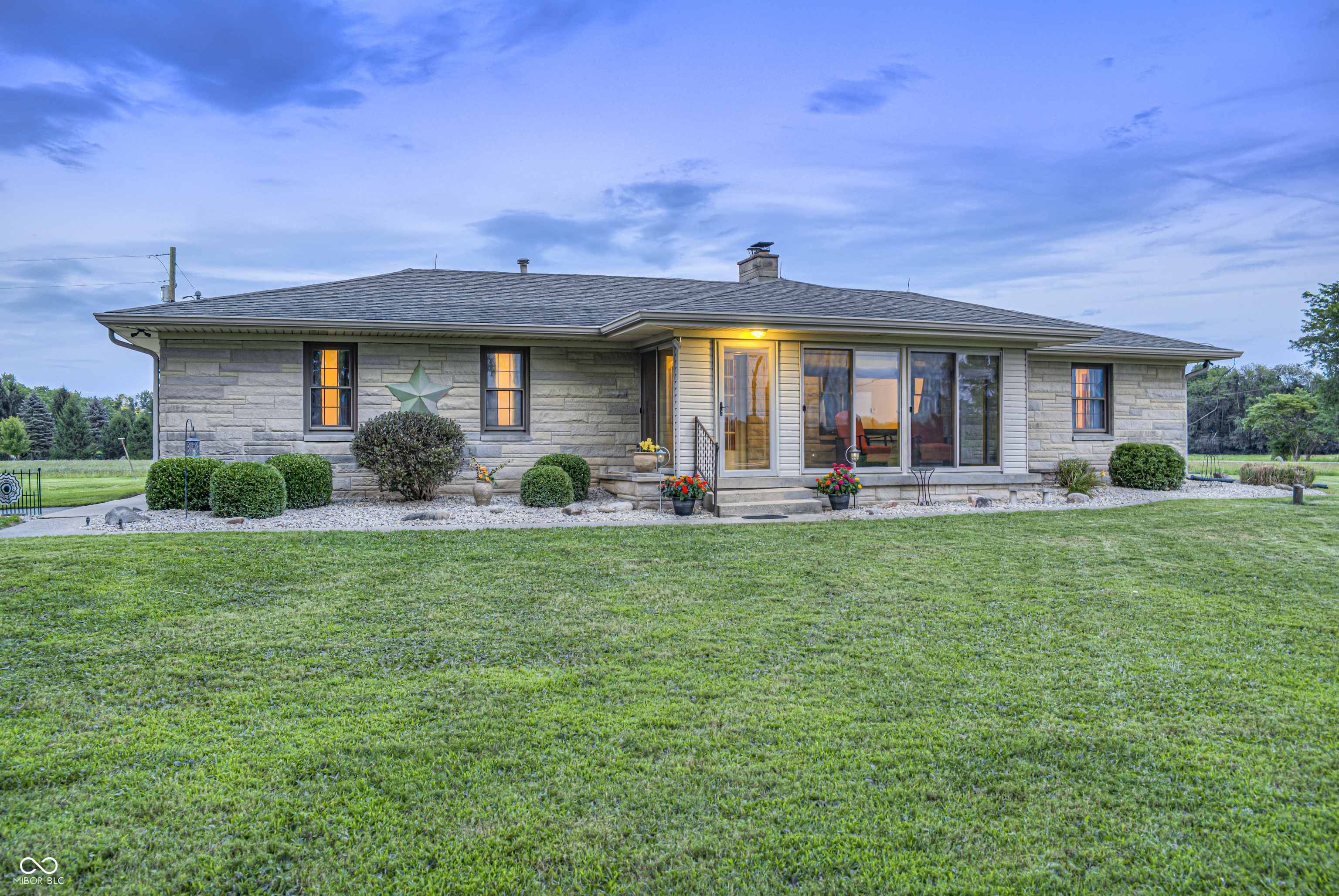 417 N 300 W Greenfield IN 46140