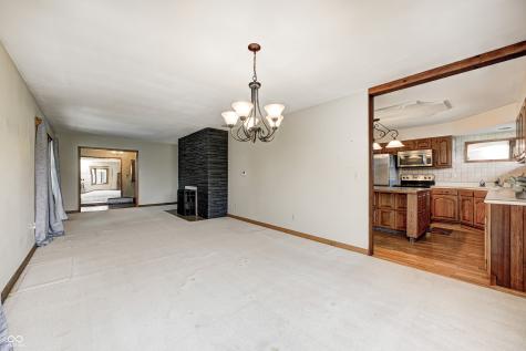 417 N 300 W Greenfield IN 46140