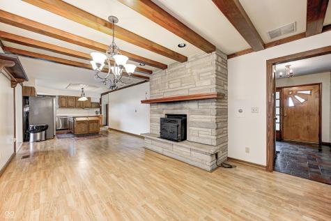 417 N 300 W Greenfield IN 46140