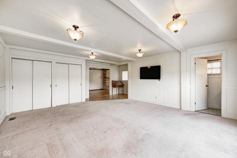 417 N 300 W Greenfield IN 46140