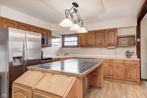 417 N 300 W Greenfield IN 46140