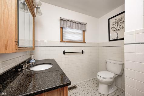 417 N 300 W Greenfield IN 46140